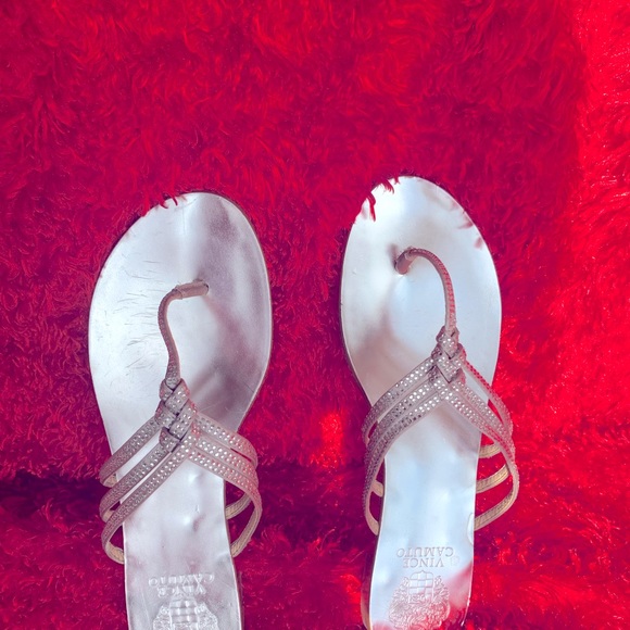 Vince Camuto Sandals - Picture 4 of 5